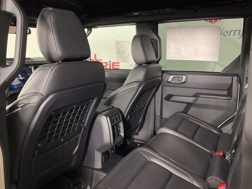 New 2026 Ford Bronco Big Bend w/ Black Diamond Package AWD/4WD image 15
