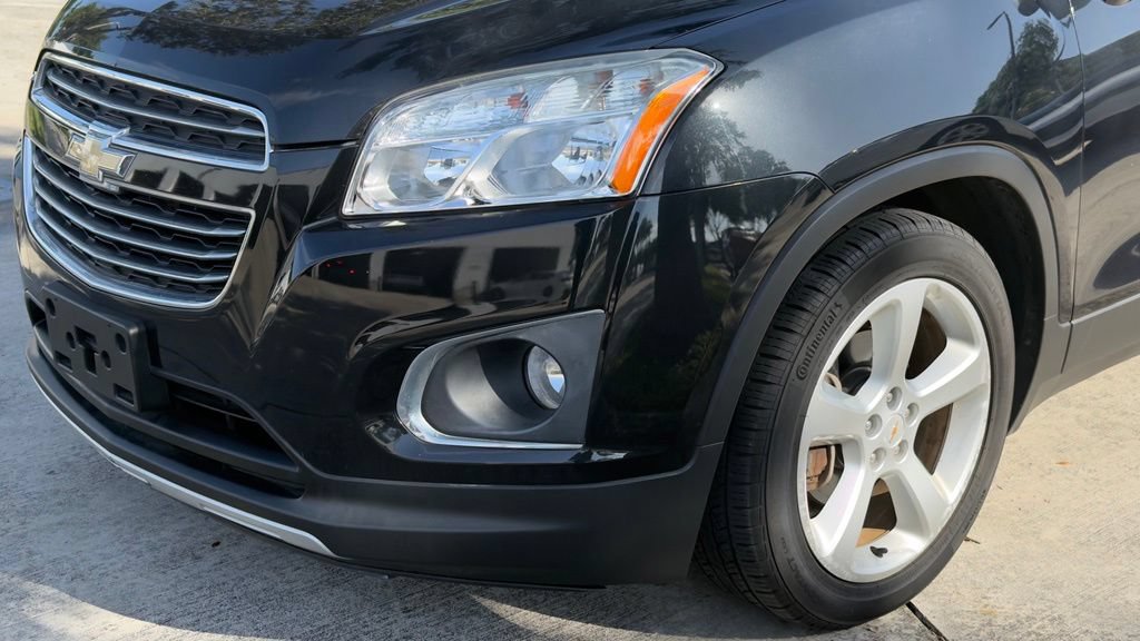 Used 2015 Chevrolet Trax LTZ FWD image 9