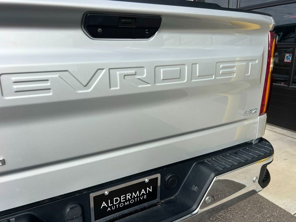 Used 2019 Chevrolet Silverado 1500 LTZ w/ LTZ Plus Package image 13