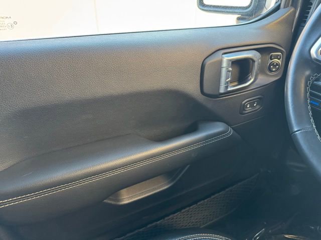 Used 2021 Jeep Wrangler Unlimited Sahara image 28