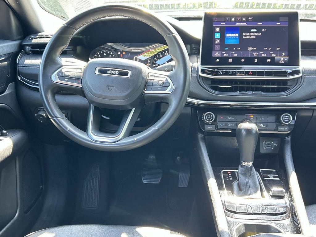 Used 2024 Jeep Compass Latitude w/ Altitude Special Edition AWD/4WD image 23