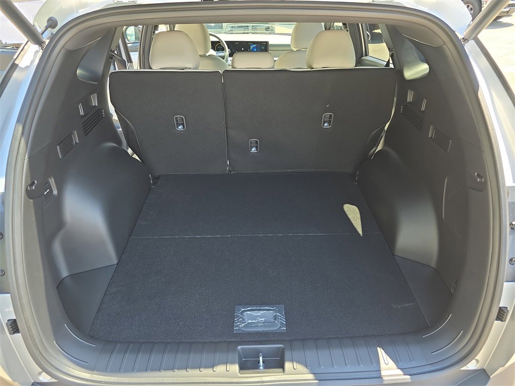 New 2025 Hyundai Tucson Limited image 14