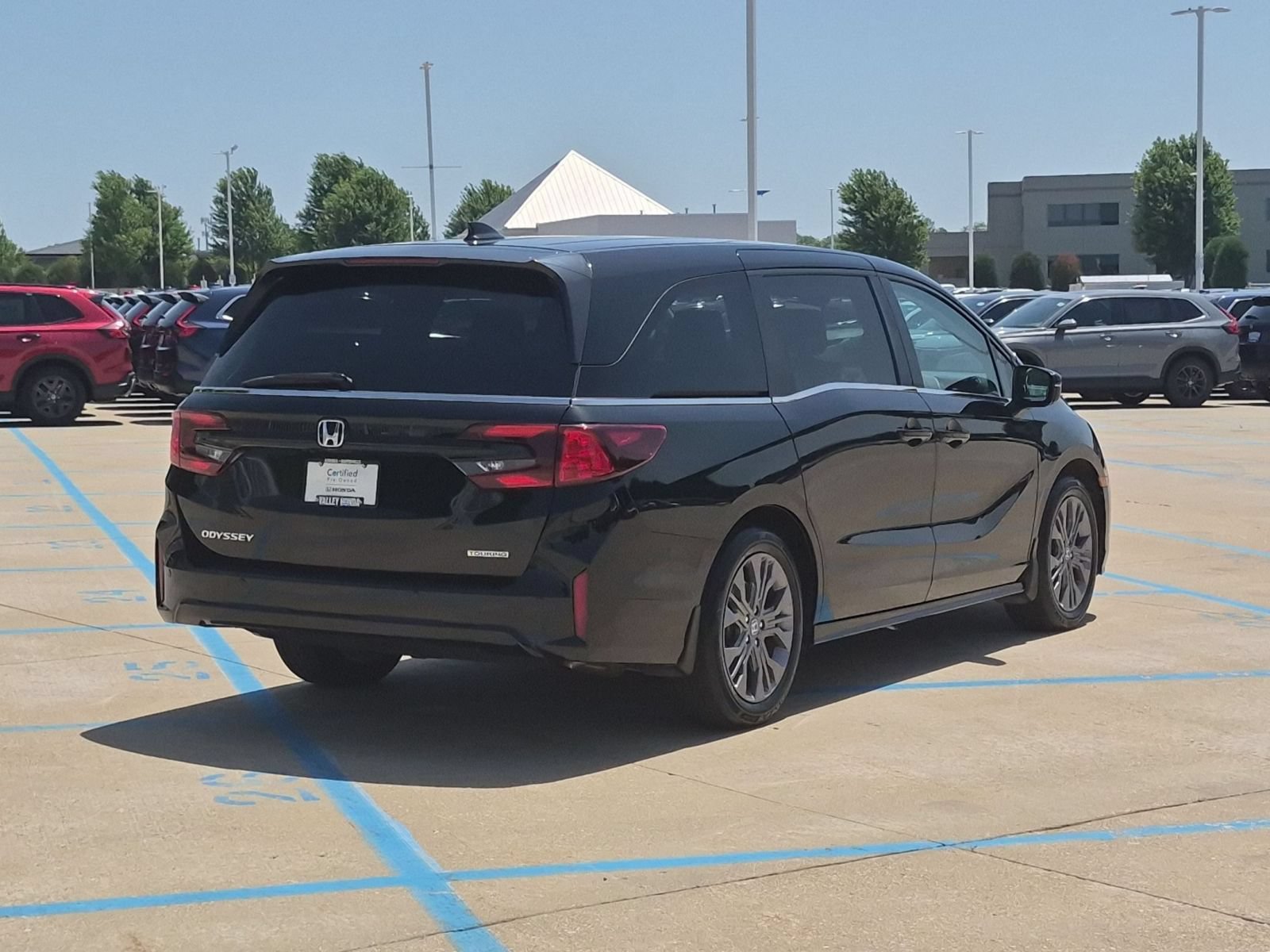 Certified 2025 Honda Odyssey Touring image 6