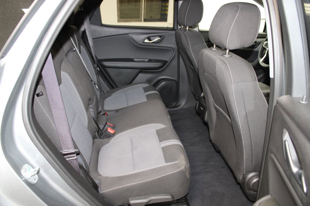 Used 2025 Chevrolet Blazer LT image 29