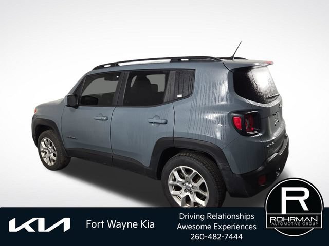 Used 2017 Jeep Renegade Latitude w/ Cold Weather Group AWD/4WD image 11