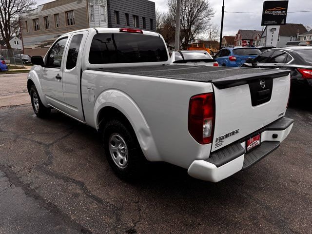 Used 2017 Nissan Frontier S image 4