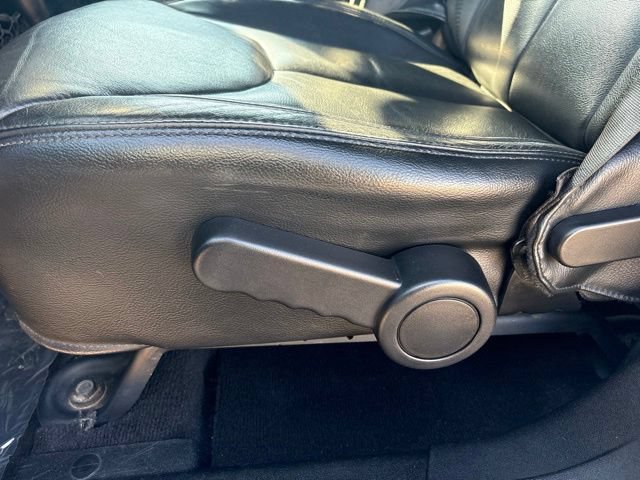 Used 2017 Jeep Wrangler Unlimited Sahara AWD/4WD image 15