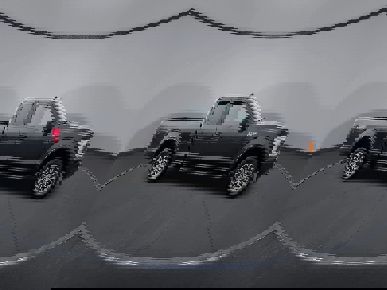 Certified 2019 Ford F150 XLT w/ Equipment Group 302A Luxury image 9