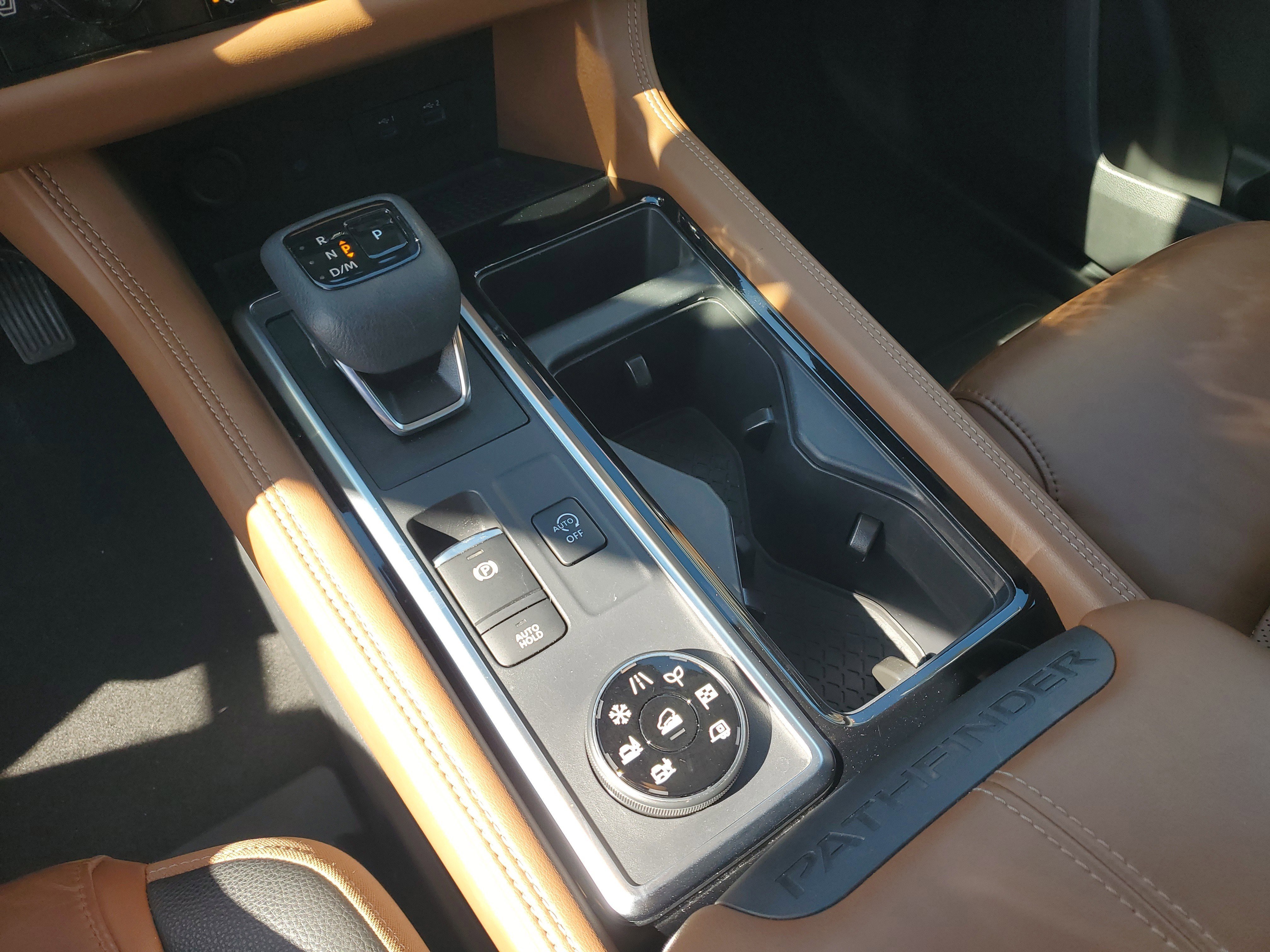 Certified 2023 Nissan Pathfinder Platinum image 24