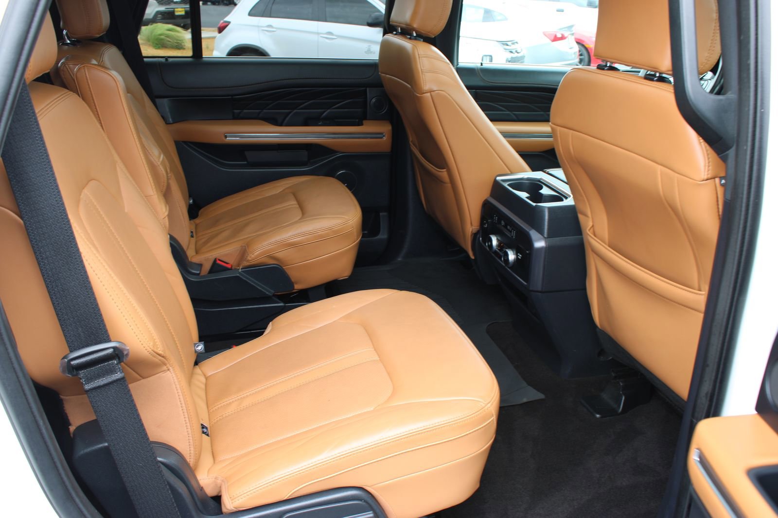 Used 2023 Ford Expedition Platinum AWD/4WD image 25