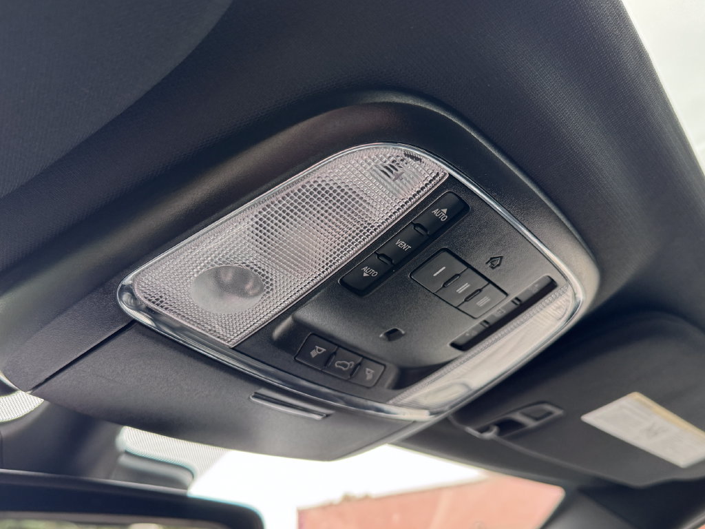 Used 2019 Jeep Grand Cherokee Limited w/ Luxury Group II AWD/4WD image 28