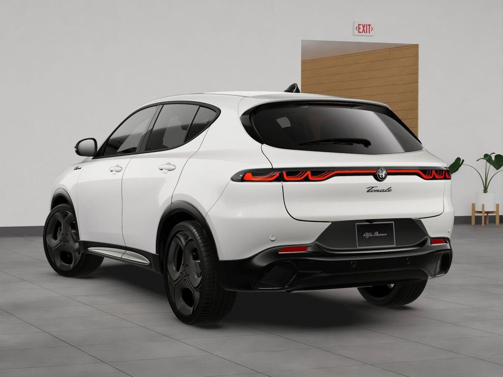 New 2026 Alfa Romeo Tonale image 2