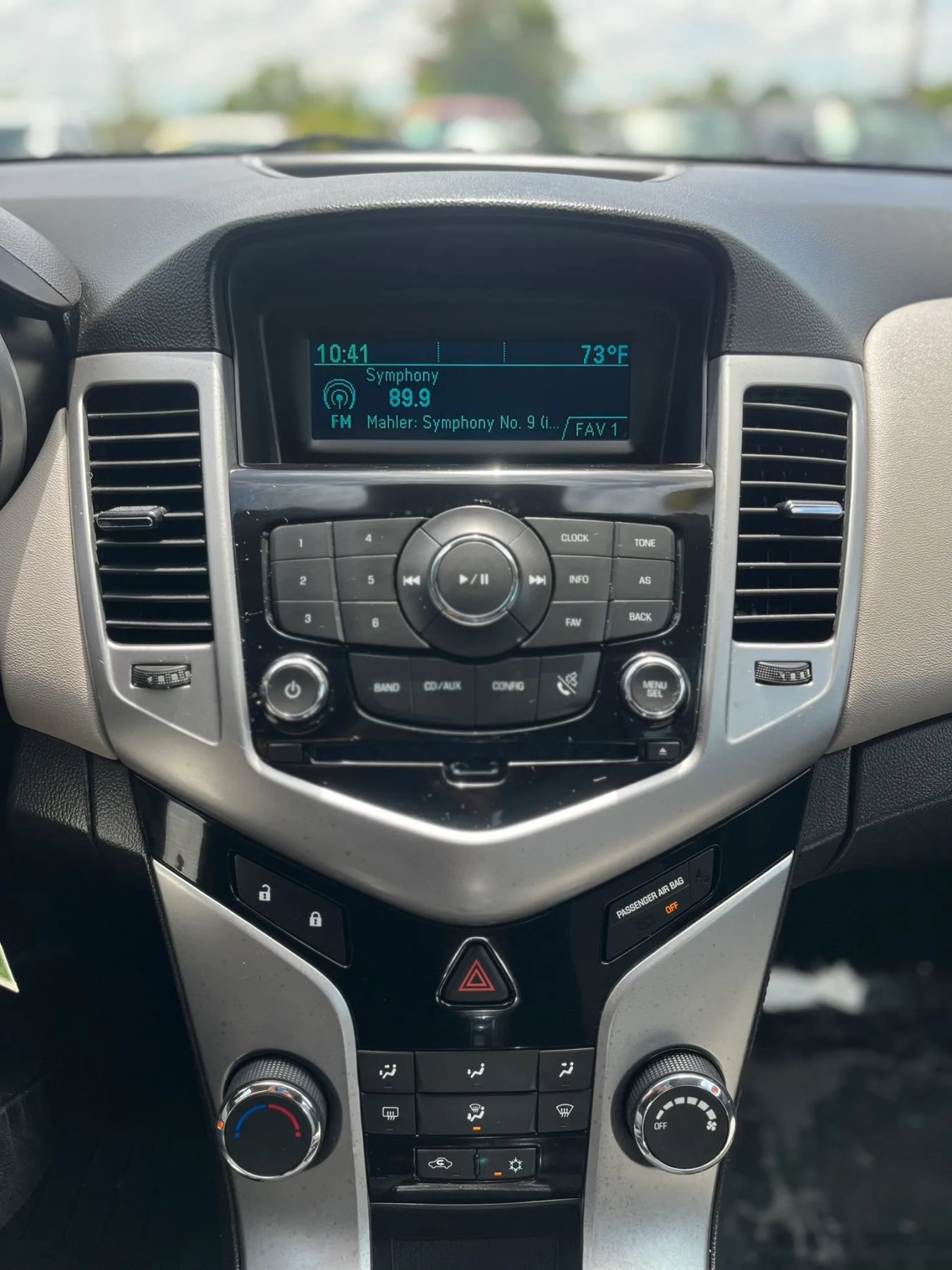 Used 2014 Chevrolet Cruze LS FWD image 17
