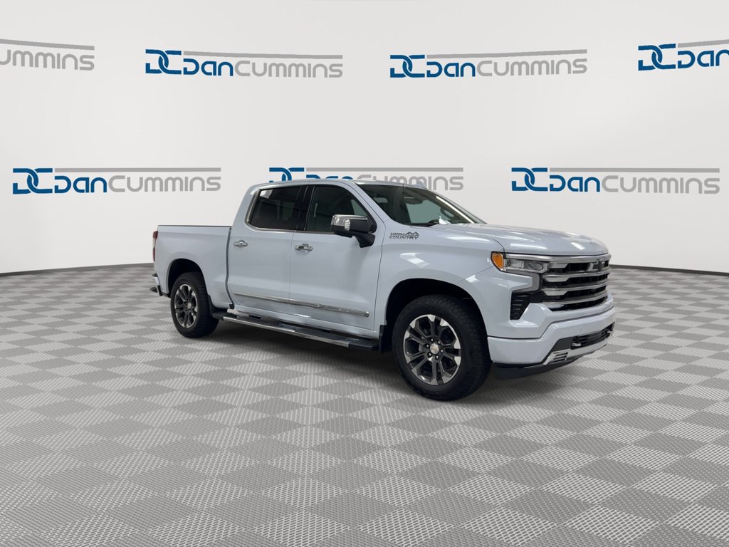 Used 2026 Chevrolet Silverado 1500 High Country w/ Technology Package AWD/4WD image 2