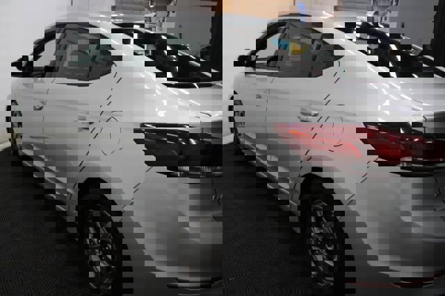 Used 2017 Hyundai Elantra ECO image 8