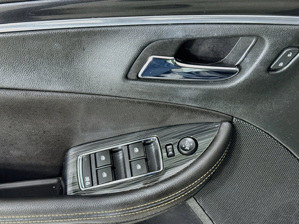 Used 2018 Chevrolet Impala LT FWD image 21