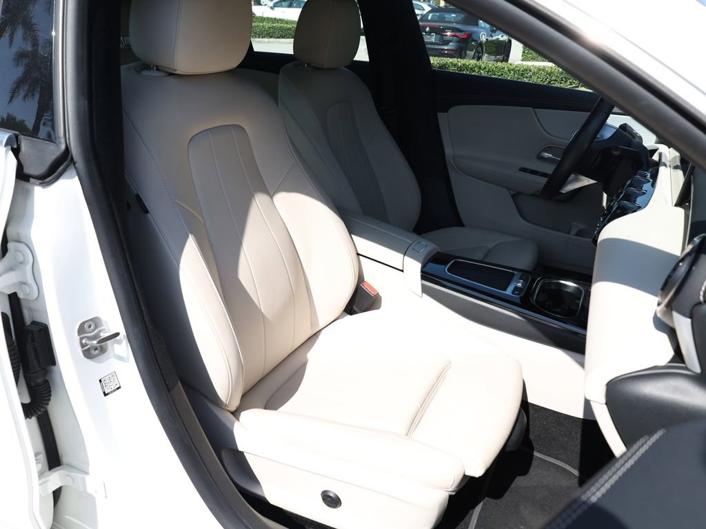 Used 2025 Mercedes-Benz CLA 250 image 20