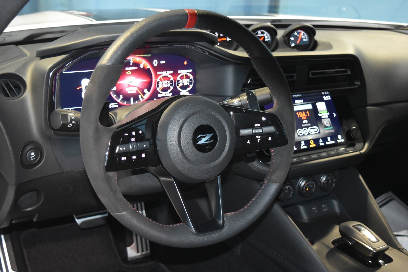 New 2024 Nissan Z NISMO w/ Floor Mat Package image 2