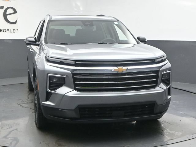 New 2027 Chevrolet Traverse LT w/ Sun and Wheel Package FWD image 30