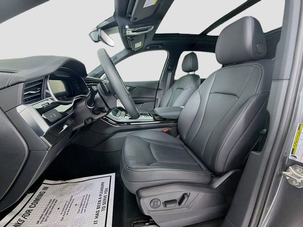 Certified 2025 Audi Q7 2.0T Premium w/ Convenience Plus Package image 23