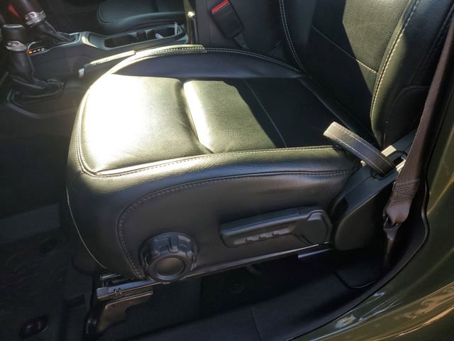 Certified 2022 Jeep Wrangler Unlimited Sahara w/ Cold Weather Group image 20