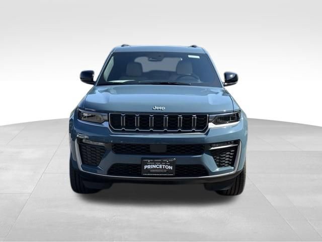 New 2026 Jeep Grand Cherokee Limited AWD/4WD image 2