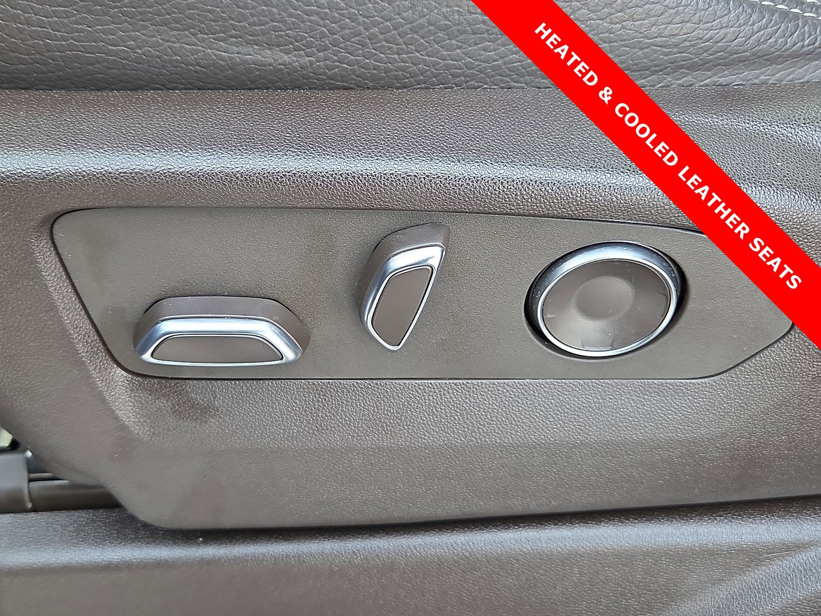 Used 2024 GMC Yukon Denali image 16