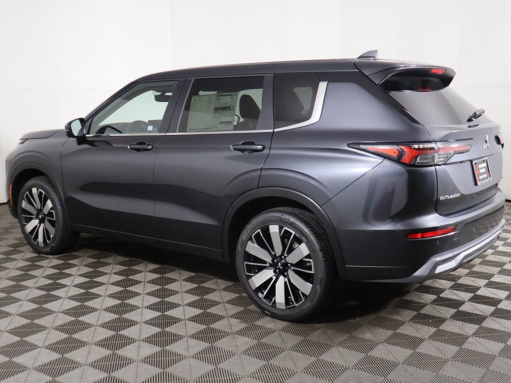 New 2026 Mitsubishi Outlander SE FWD image 15