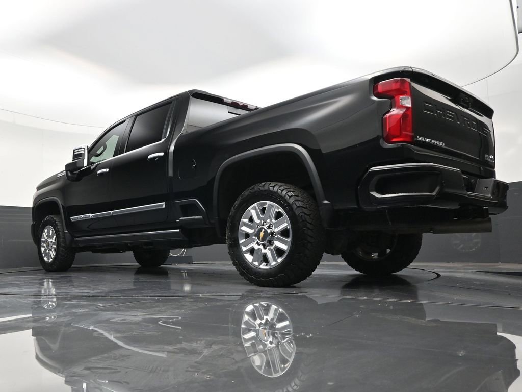 Used 2024 Chevrolet Silverado 2500 High Country image 23