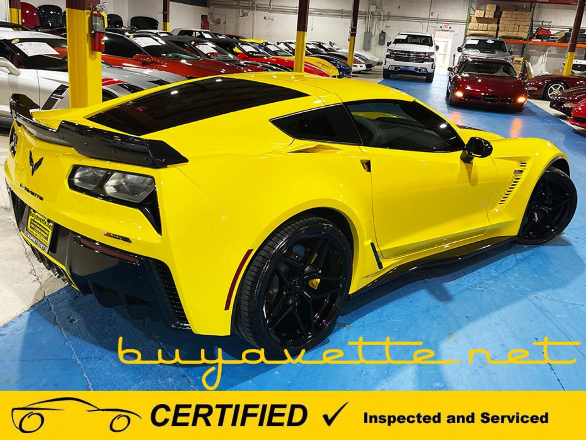 Used 2016 Chevrolet Corvette Z06 w/ 3LZ Preferred Equipment Group RWD image 2
