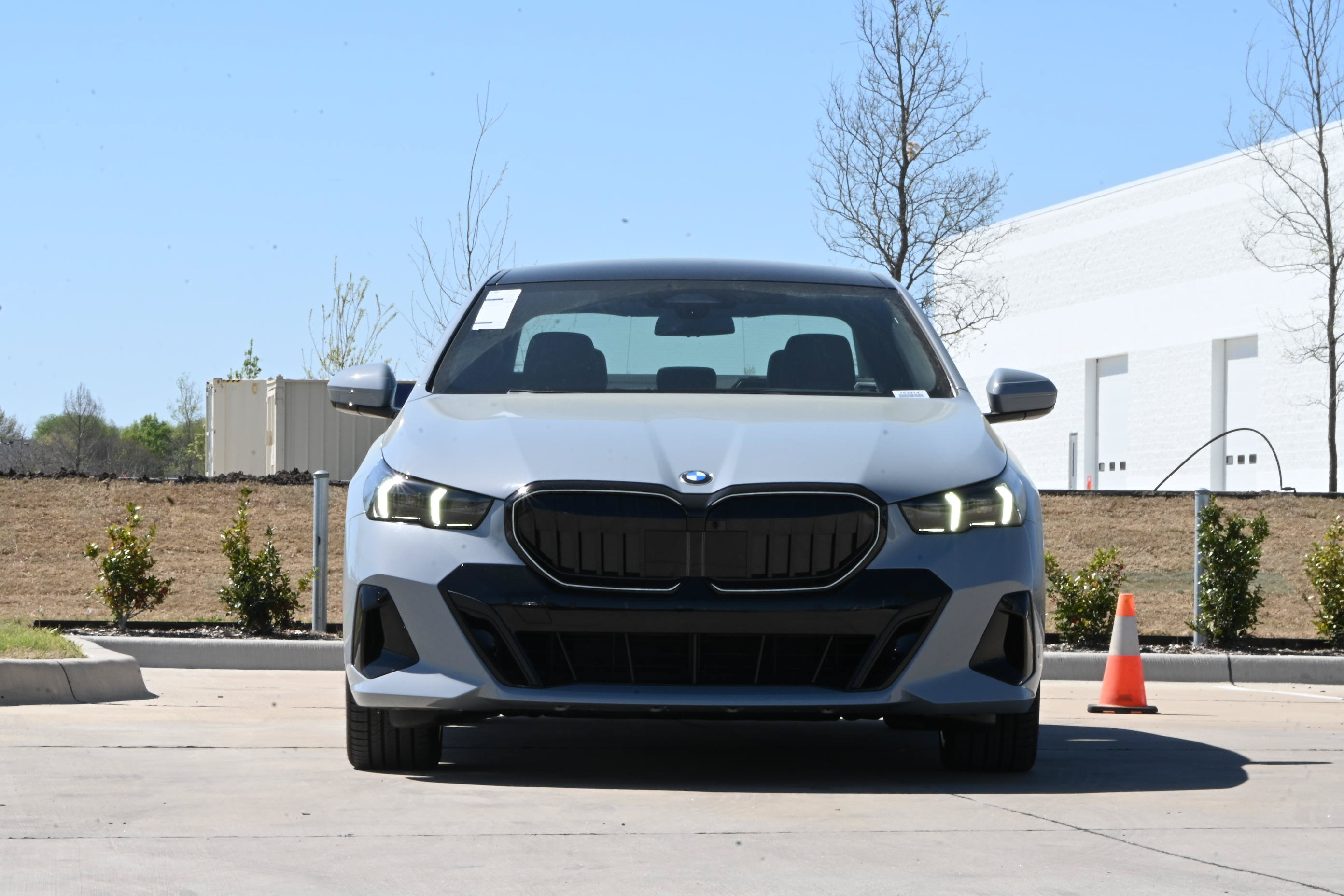 New 2026 BMW 540i xDrive w/ Executive Package AWD/4WD image 2