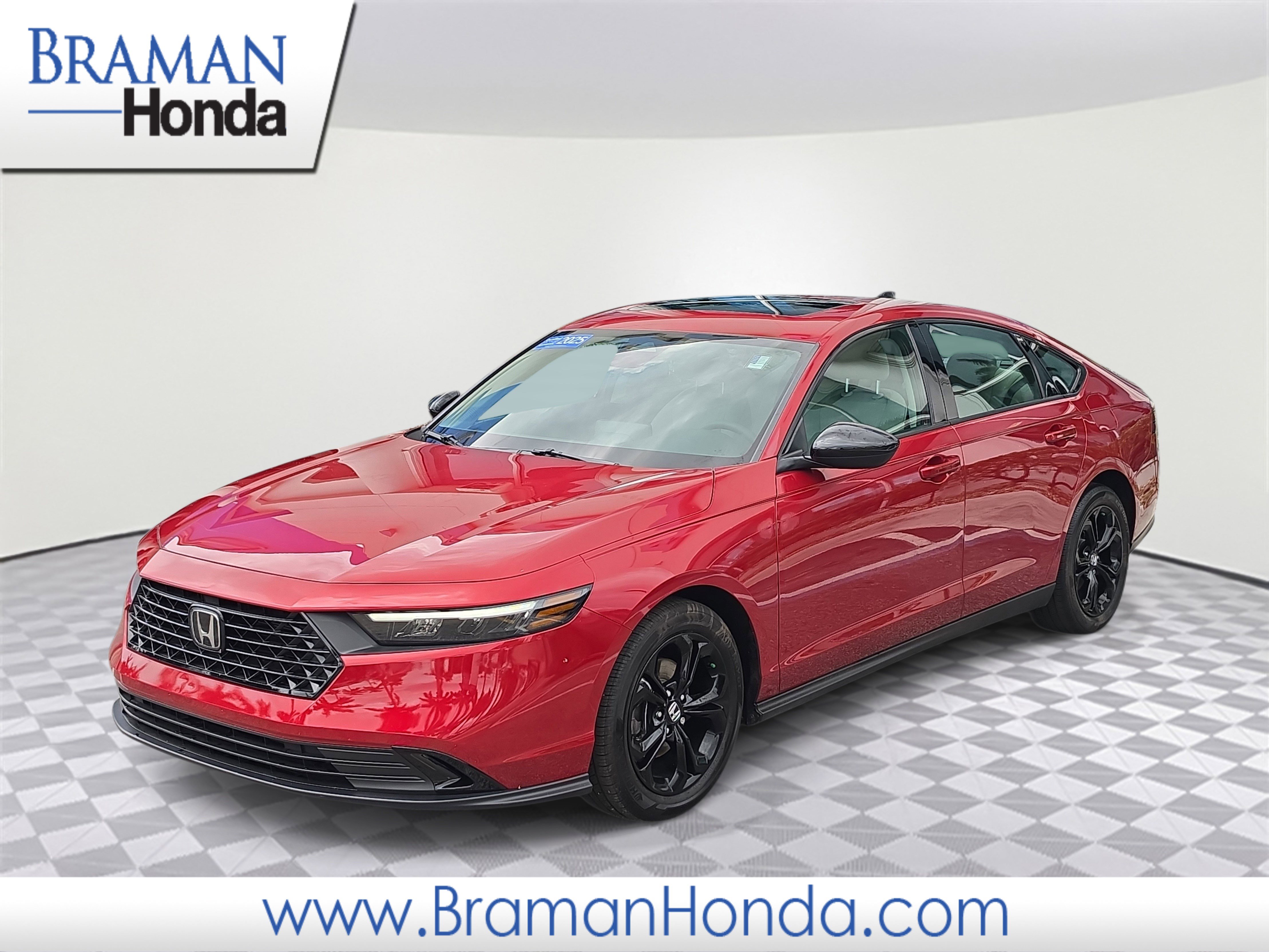 Certified 2025 Honda Accord SE image 1
