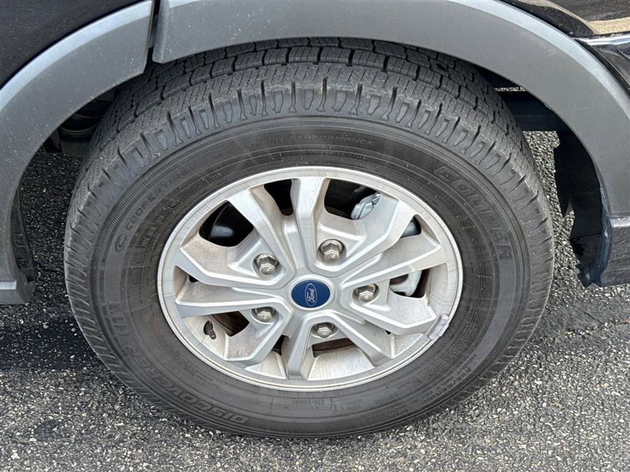 Used 2023 Ford Transit 350 XLT image 64