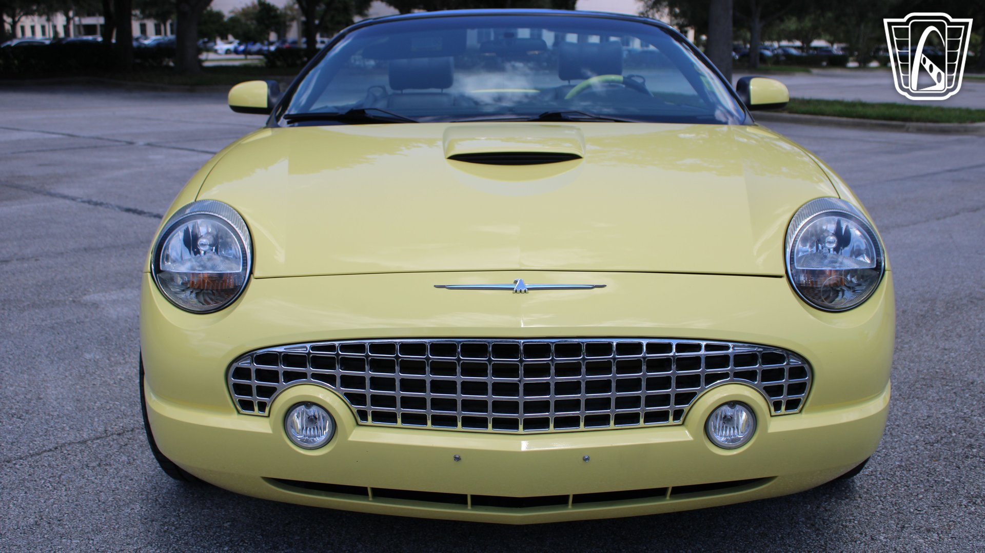 Used 2002 Ford Thunderbird RWD image 6