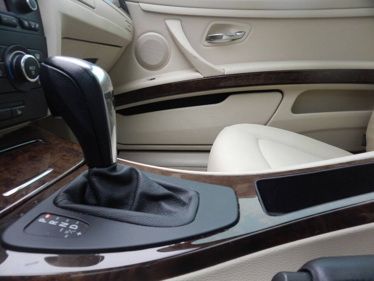 Used 2009 BMW 328i xDrive Coupe AWD/4WD image 35
