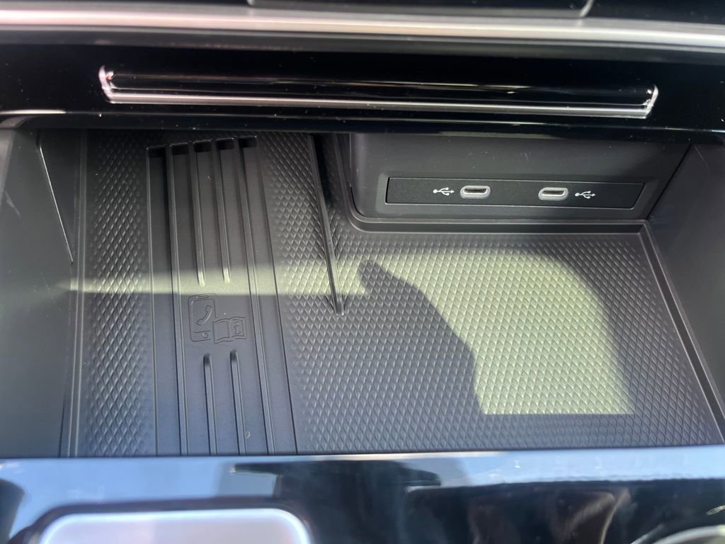 New 2026 Volkswagen Atlas Cross Sport SEL Premium R-Line image 14