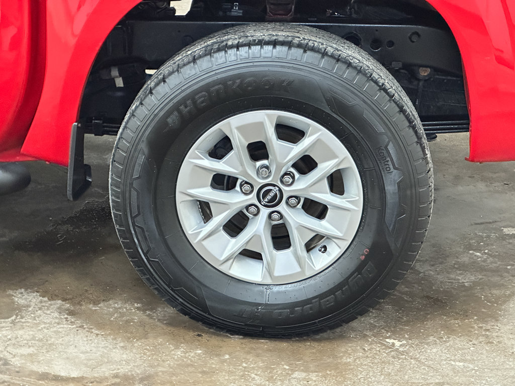Used 2024 Nissan Frontier SV AWD/4WD image 43