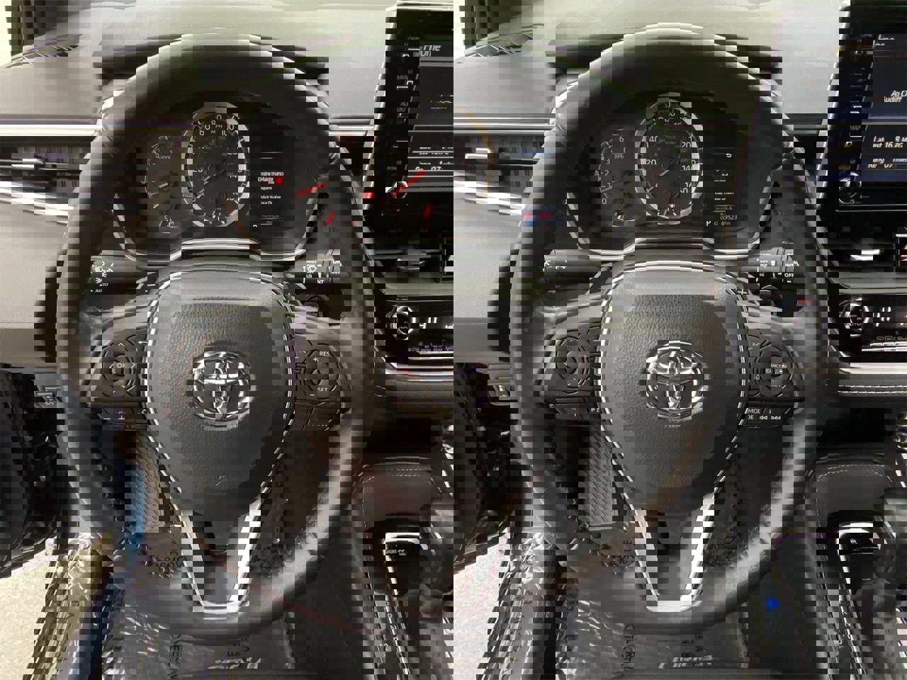 Used 2019 Toyota Corolla SE image 23