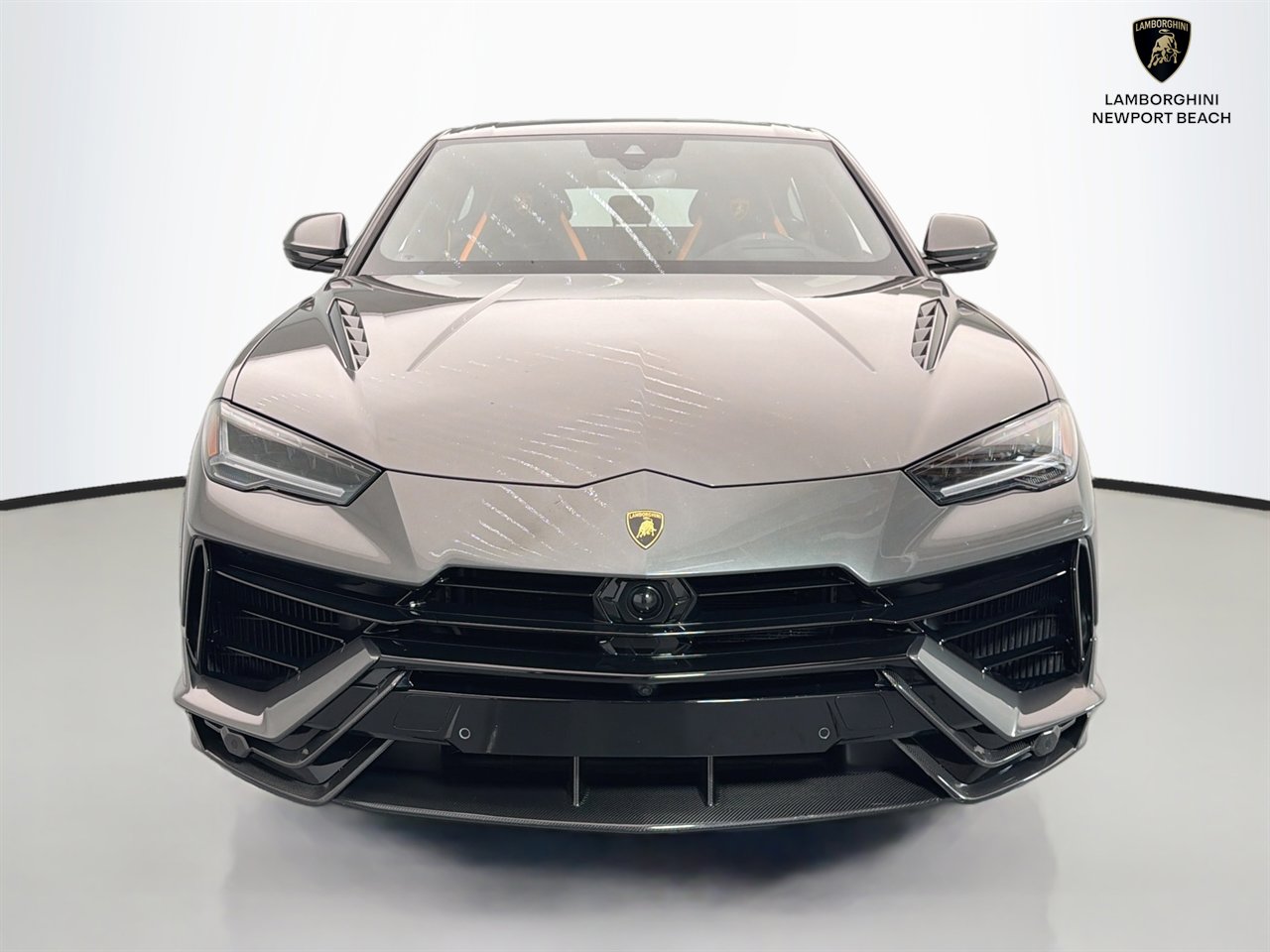 Used 2023 Lamborghini Urus Performante AWD/4WD image 2