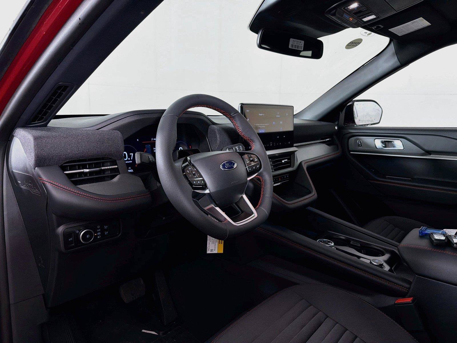New 2026 Ford Explorer ST-Line w/ ST-Line Street Pack AWD/4WD image 16