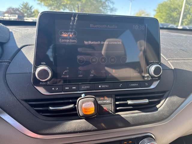 Used 2021 Nissan Altima 2.5 SV w/ SV Premium Package FWD image 5