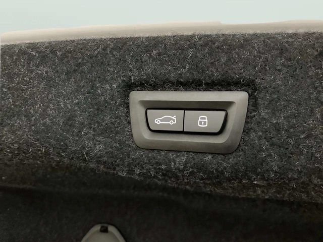 Used 2026 BMW 530i RWD image 9