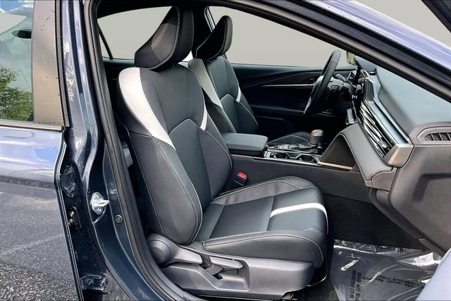 Used 2026 Toyota Camry SE image 31