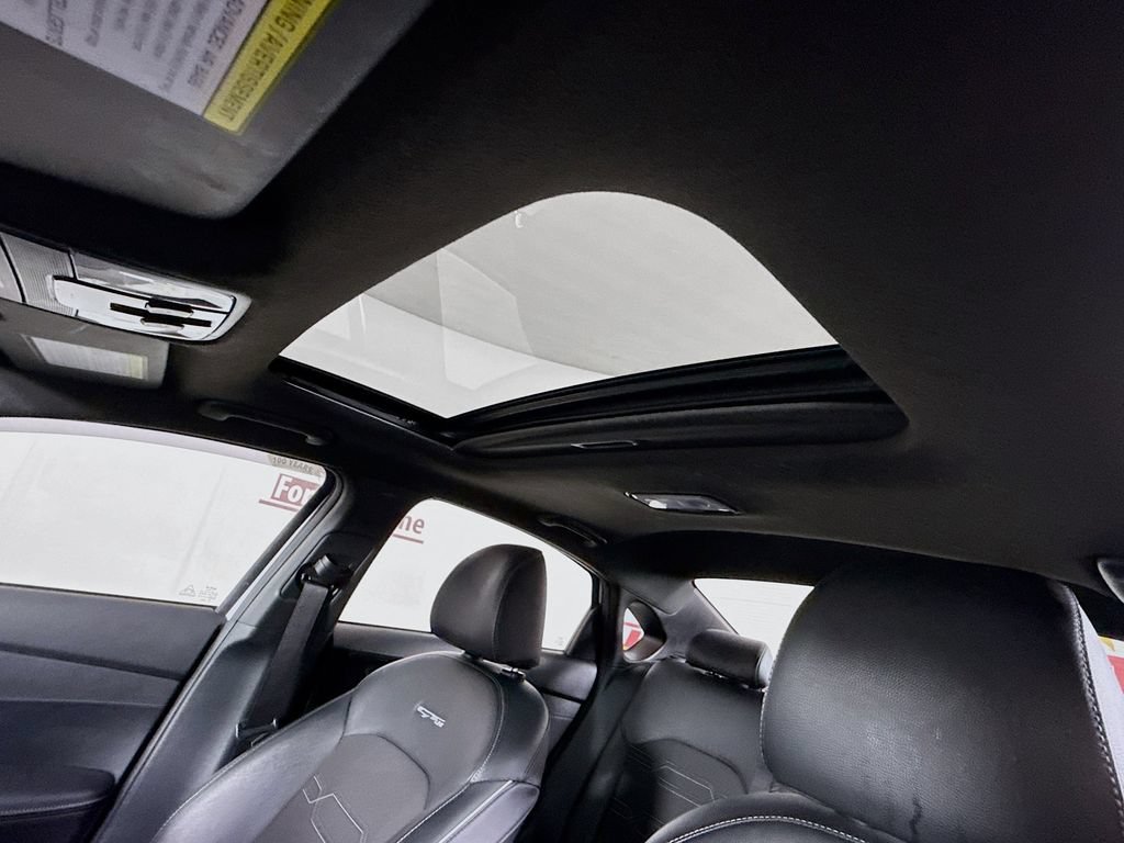 Used 2022 Kia Forte GT-Line w/ GT-Line Premium Package FWD image 11