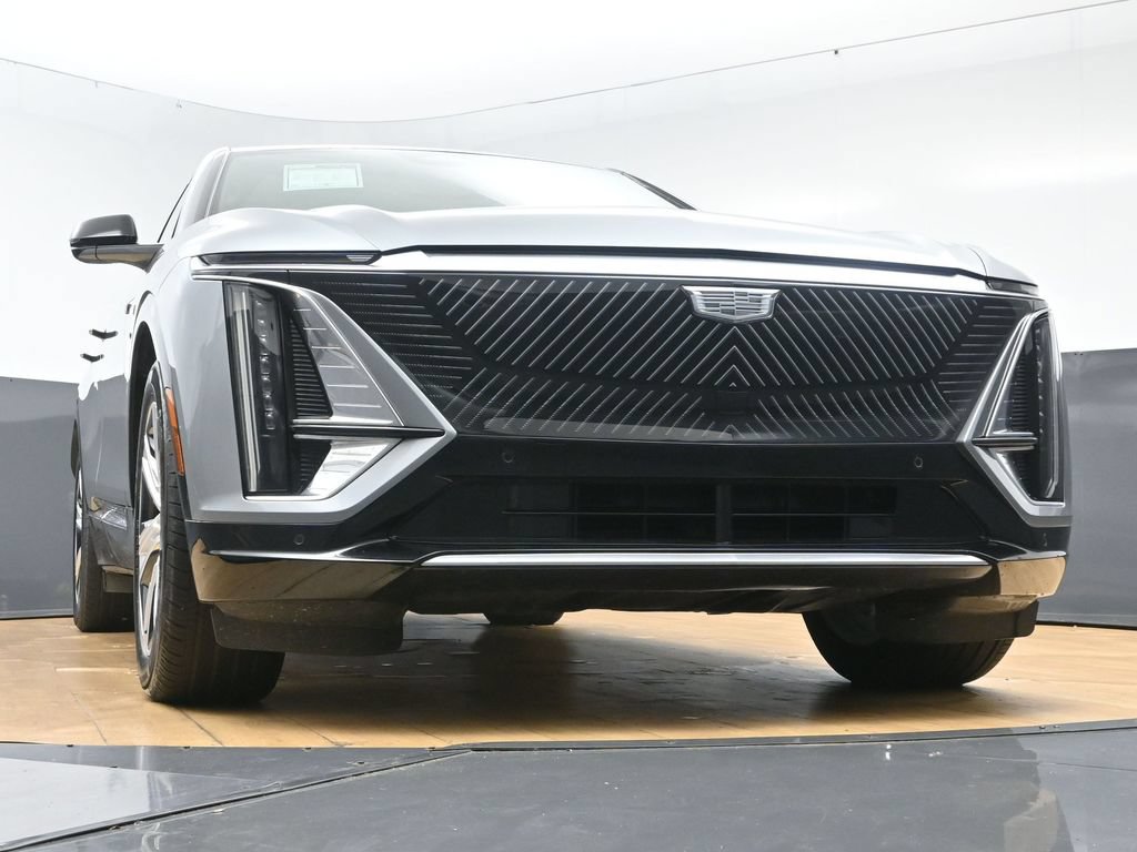 Used 2024 Cadillac Lyriq Tech RWD image 53