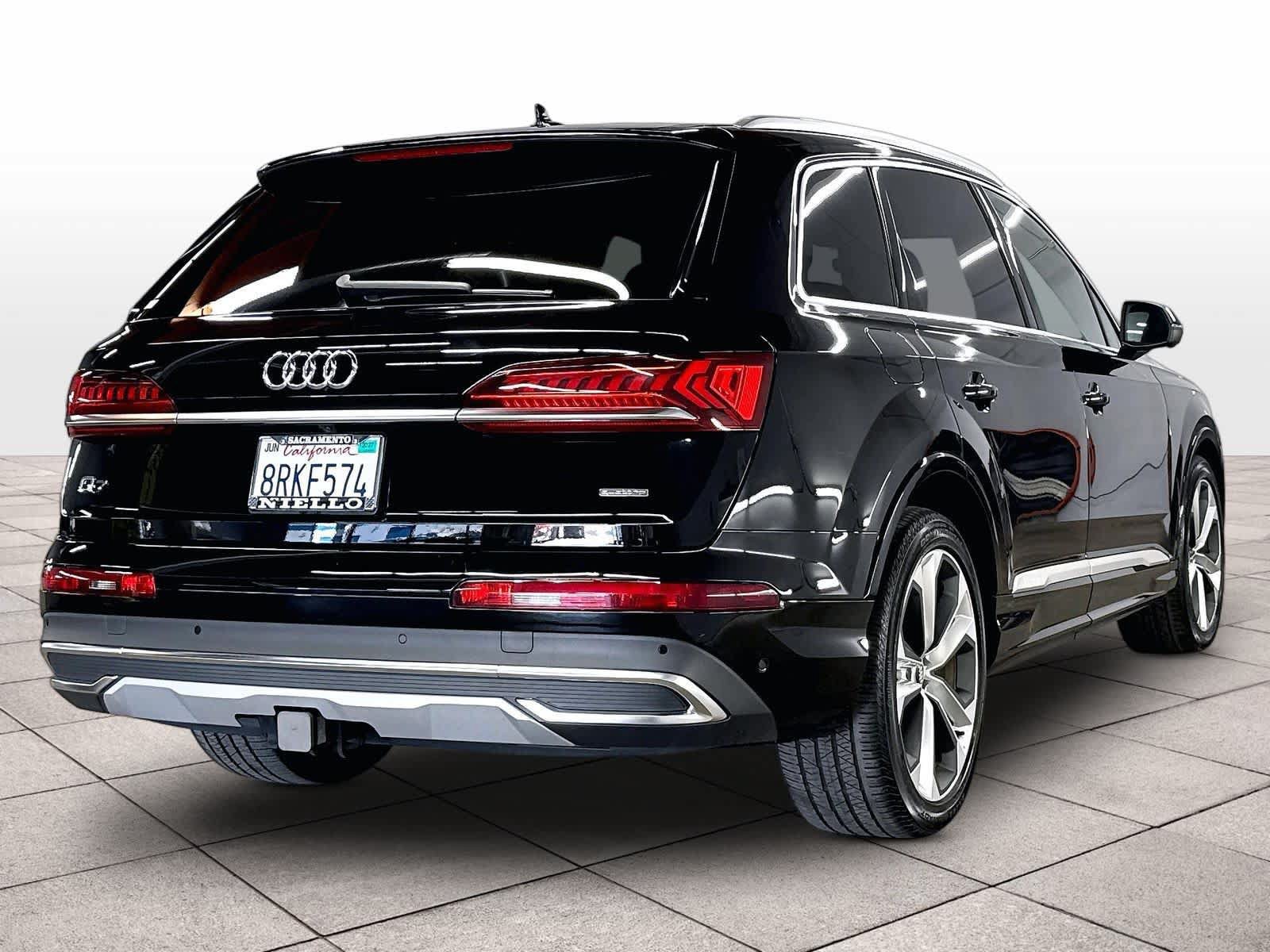 Used 2020 Audi Q7 3.0T Prestige w/ Prestige Package AWD/4WD image 15