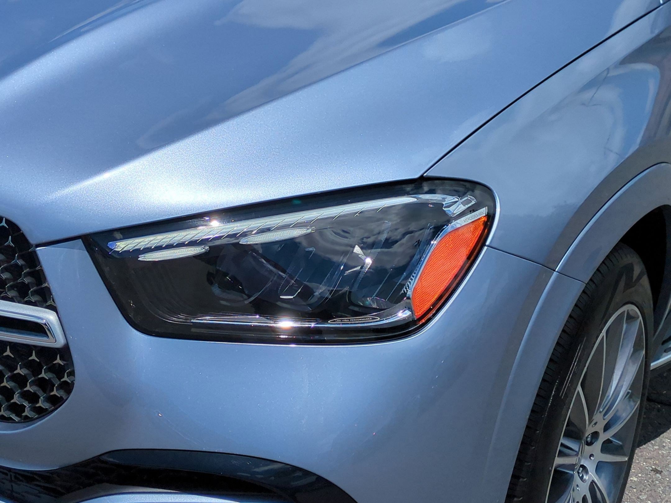 Certified 2025 Mercedes-Benz GLE 450e 4MATIC image 9