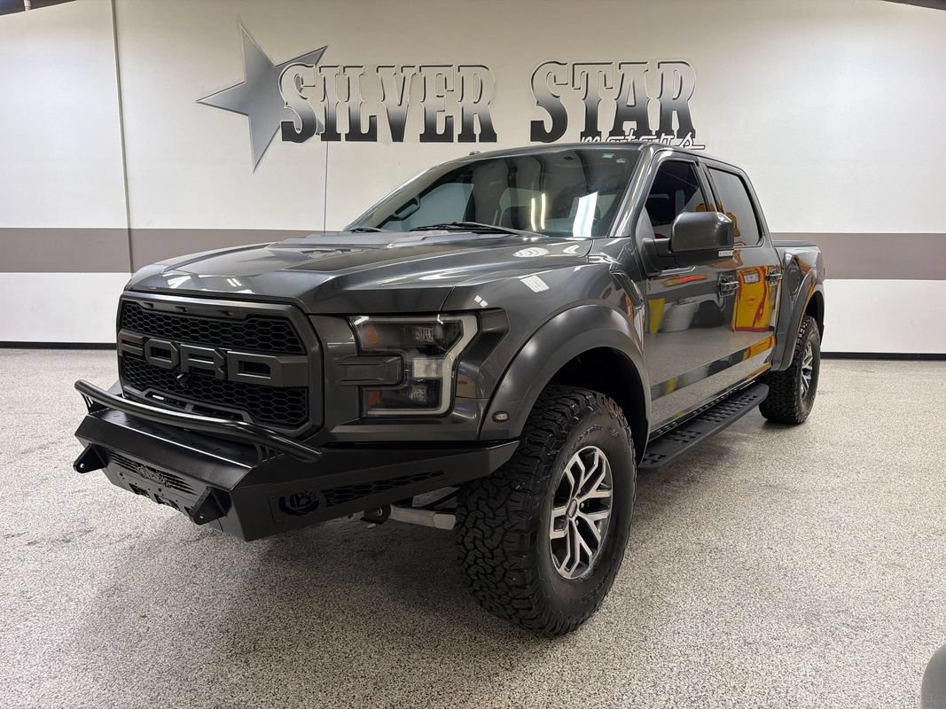 Used 2018 Ford F150 Raptor w/ Equipment Group 802A Luxury AWD/4WD image 1