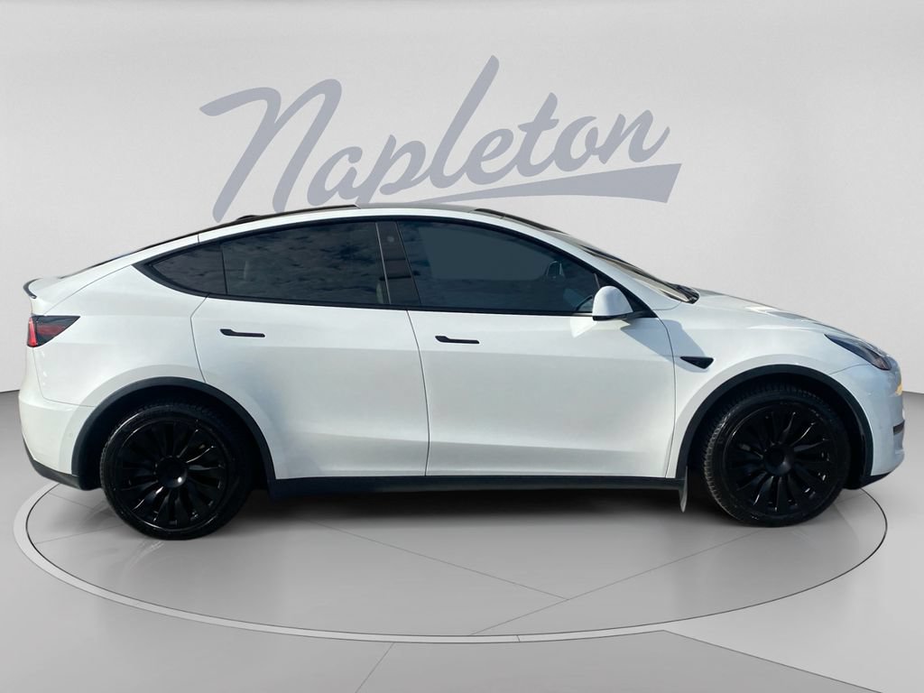 Used 2021 Tesla Model Y Long Range AWD/4WD image 9