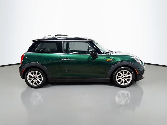 Used 2018 MINI Cooper 2-Door Hardtop FWD image 5